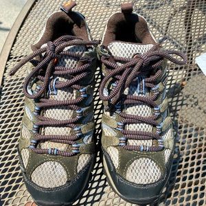 Merrell Dusty Olive womens hikers.  Size 6.